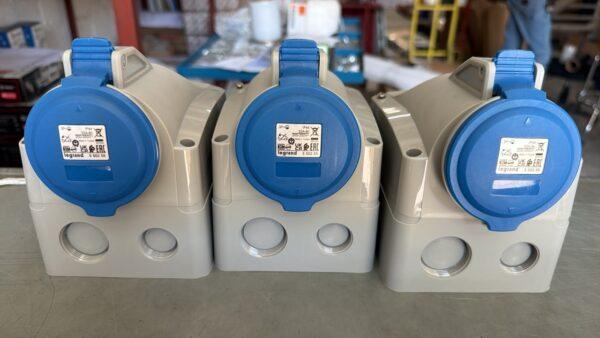 WhatsApp Image 2026-09-22 at 09.43.27 Toma industrial de sobreponer Legrand Tempra Pro (gama P17).
